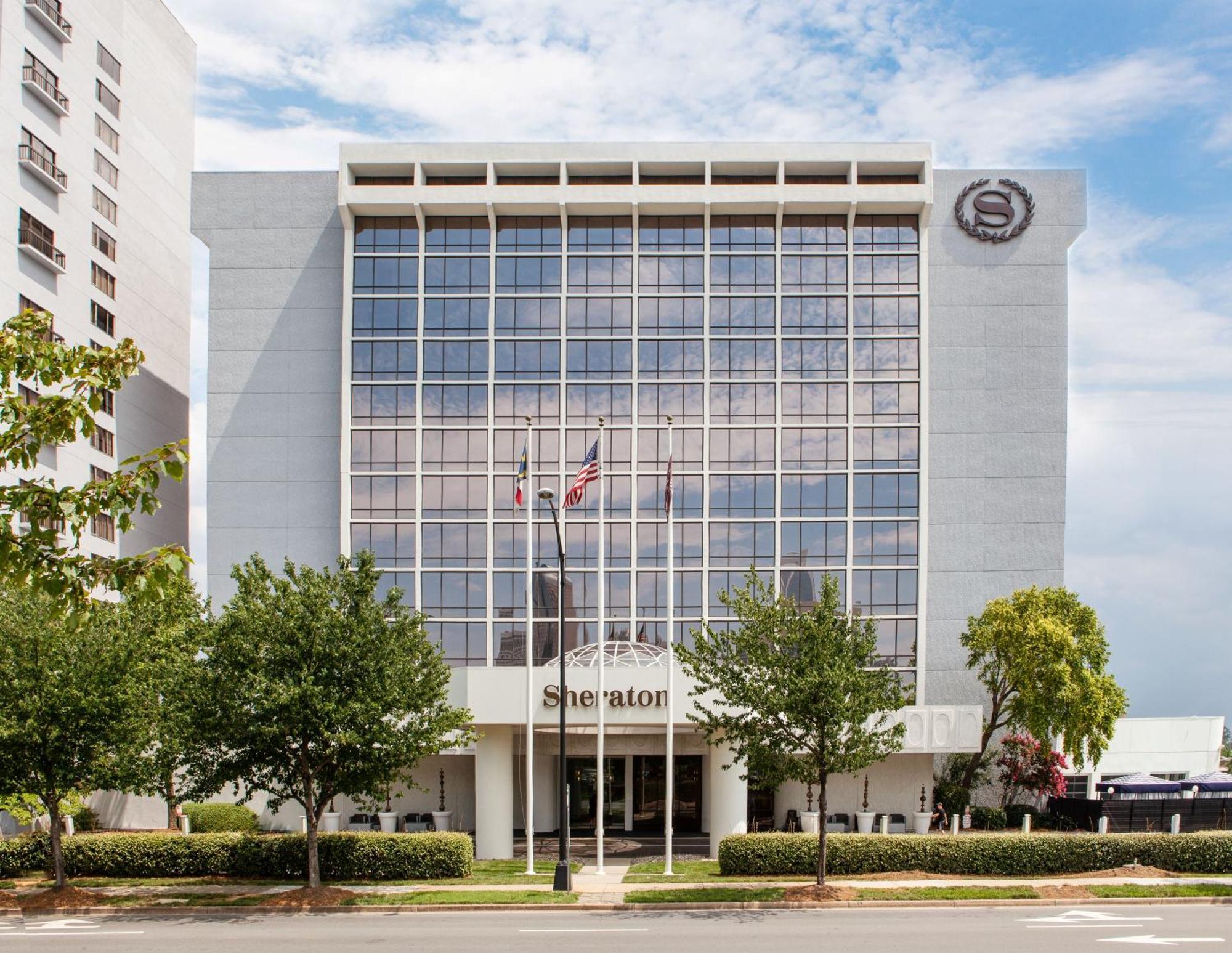 Sheraton Charlotte Hotel Bagian luar foto